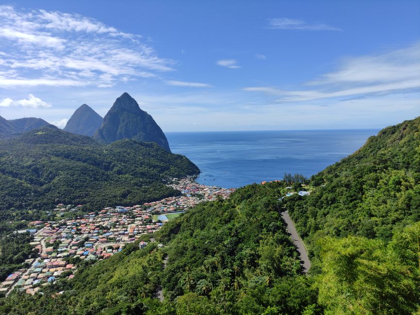 Soufrière, Drive-In Volcano, Pitons, Anse Chastnet