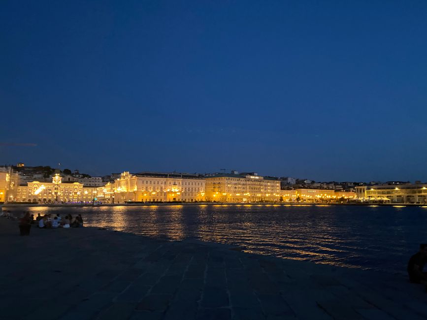 30s Evening Trieste