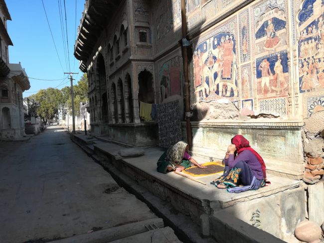 Souk scene, Fatehpur