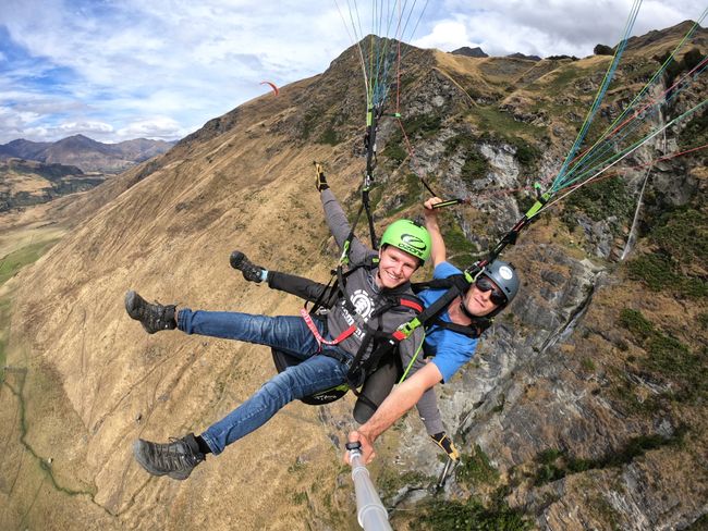 Tandem paragliding at Wanka 😍