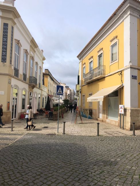 Silves and the coast extend to Sagres