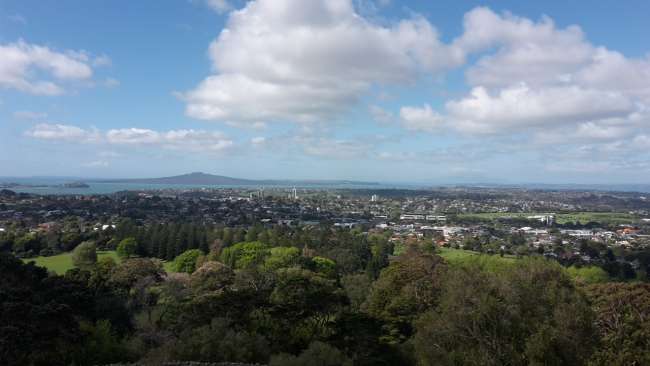 One Tree Hill with a view of Rangitoto Island