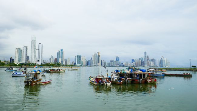 The fishermen's port of Panama City
