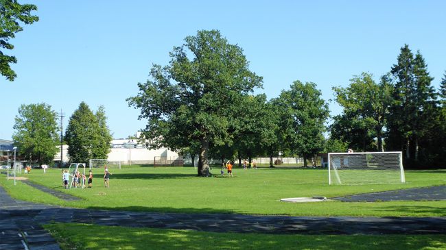 Fußballplatz mit Handicap