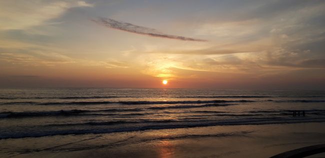 Sonnenuntergang am Playa de Montañita