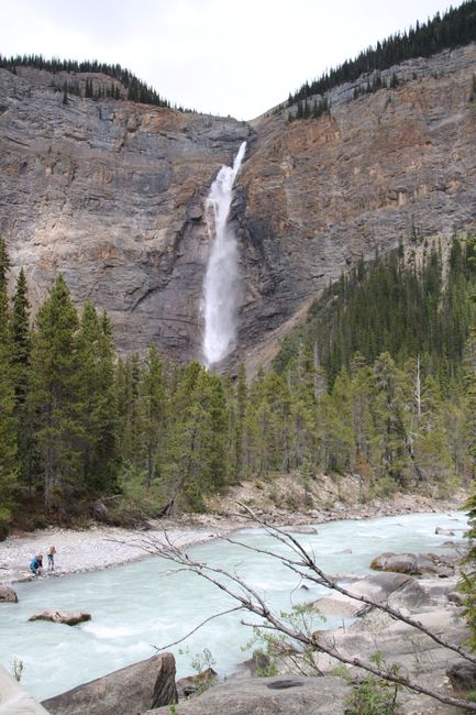 zweithöchster Wasserfall Kanadas ...