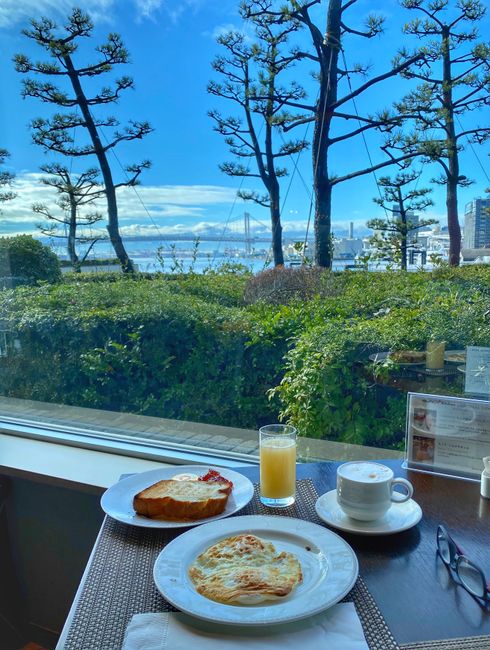 Letztes Frühstück im Interconti Tokio Bay
