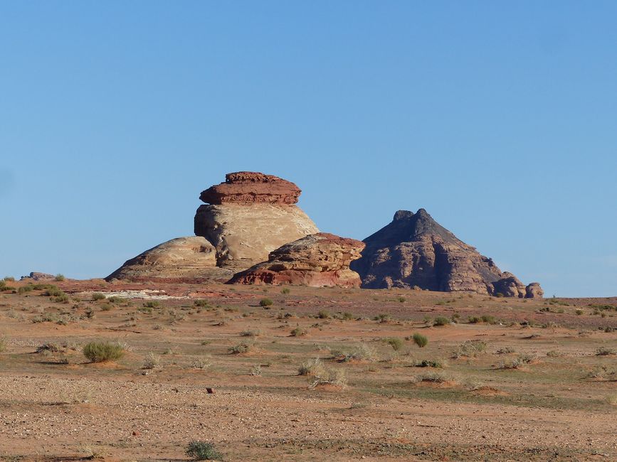 KSA Mushroom Rock and Wadi Dhisha