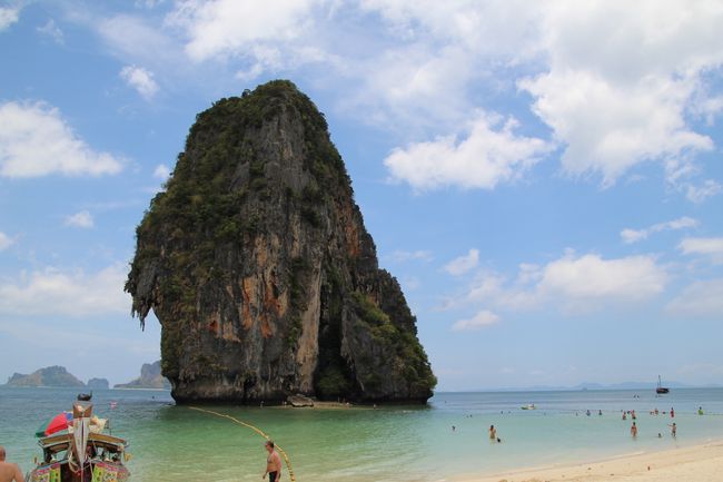 Rocks in the water, similar to Ha Long Bay
