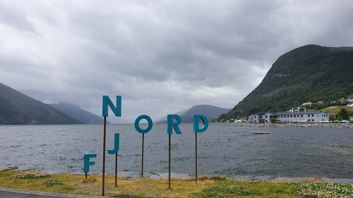 6th July: On the way to and in Nordfjordeid