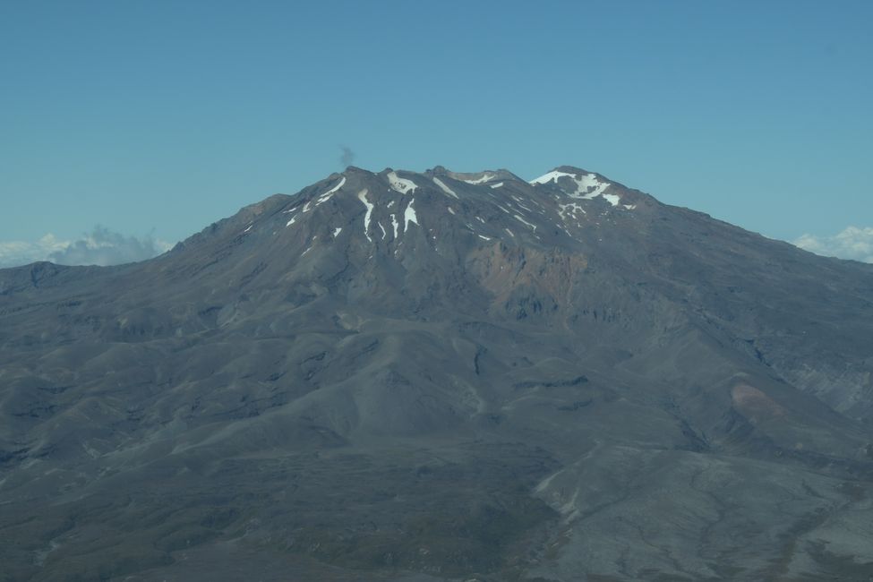Flightseeing: Mt.Ruapehu crater region