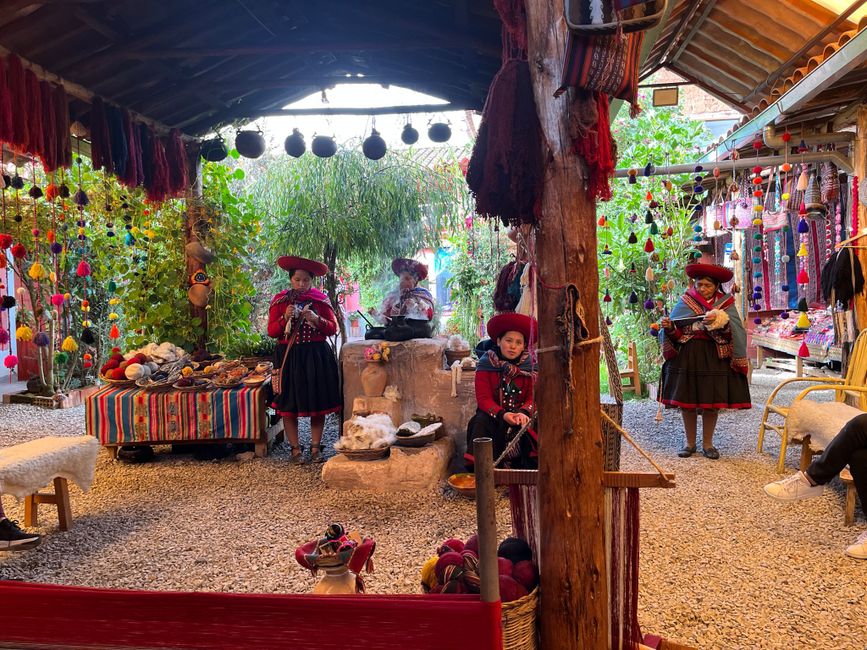 eine Textilmanufaktur in Cusco