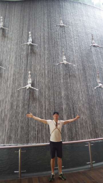 Waterfalls in the Dubai Mall