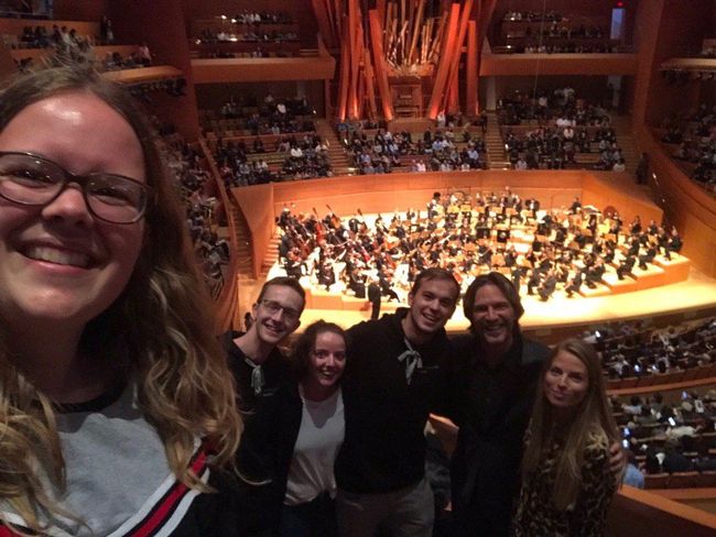 Eric Whitacre and some LJC members in the Disney Hall