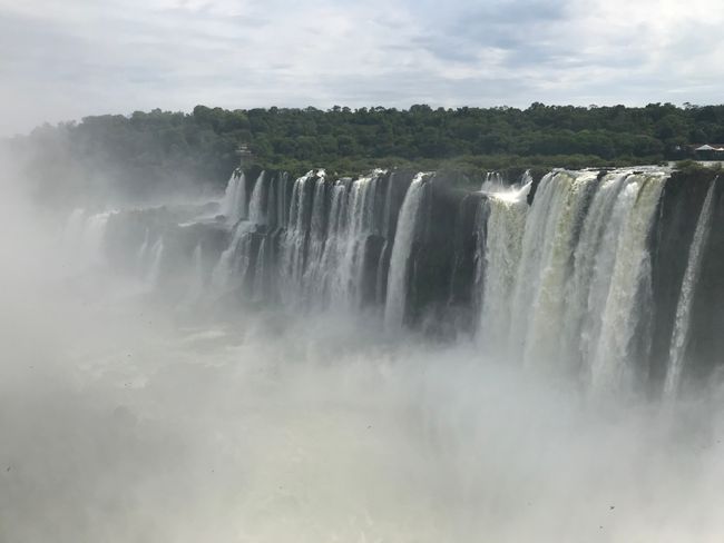 Iguazú - Wasserfälle