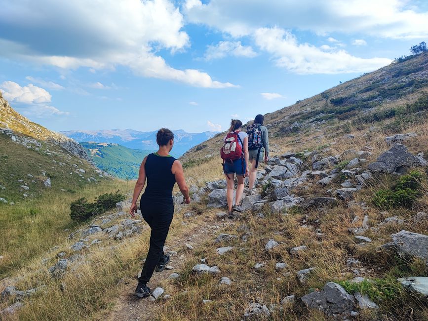 Goodbye na peak hiking. Mavrovo NP / Makedonia Atifi fam