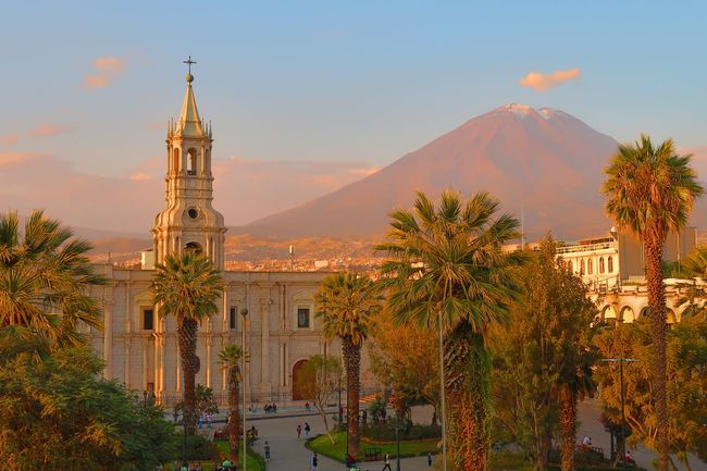 Arequipa - weiße Stadt umgeben von Vulkanen
