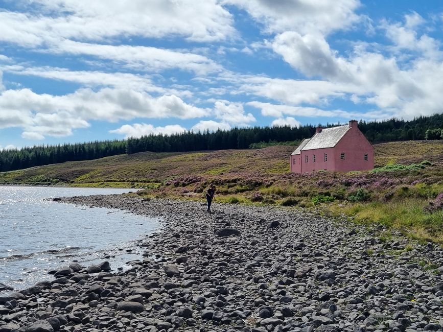 The pink house at Loch Glass