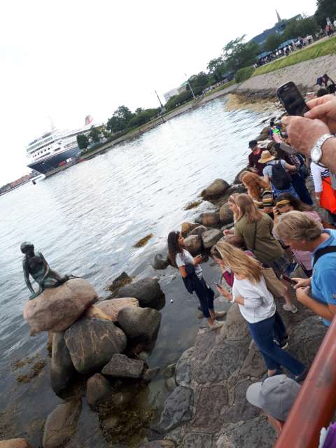 Ang pagkakaiba-iba ng Copenhagen (02.08.17)