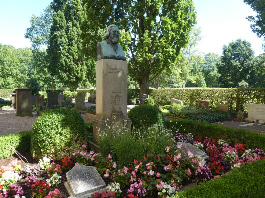 Grab von Hoffmann von Fallersleben