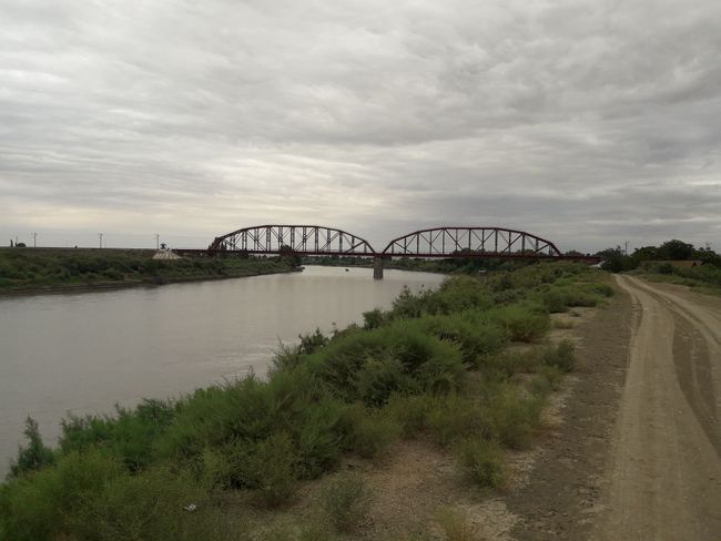 railway bridge over the Kür River