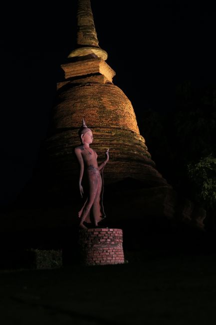 Sukhothai ruins with flair