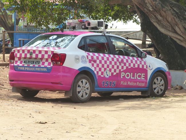 Streifenwagen der Pink Police Patrol
