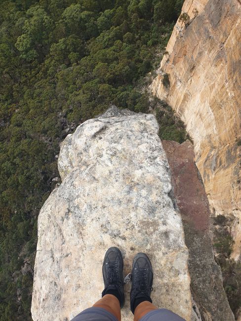 Hanging Rock, Blue Mountains