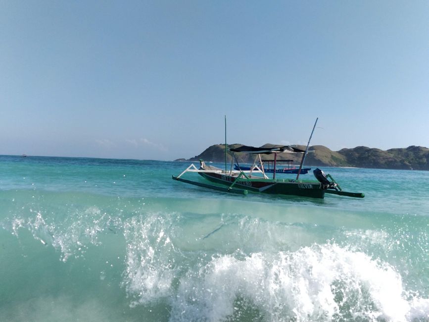 discover the most beautiful beaches on Lombok