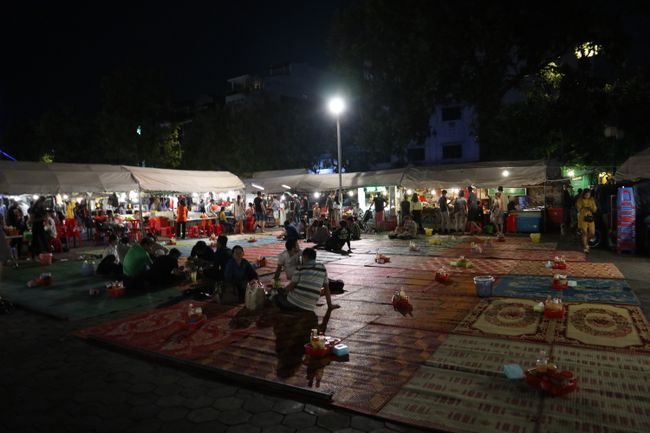 The dining area at the night market.
