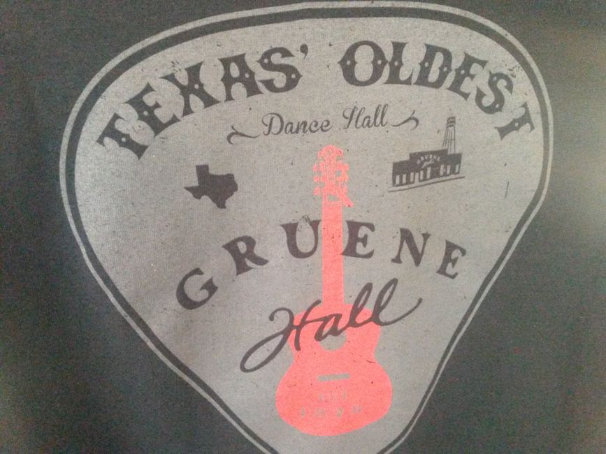 Sunday Houses, Country Music in Luckenbach & Beer in Gruene