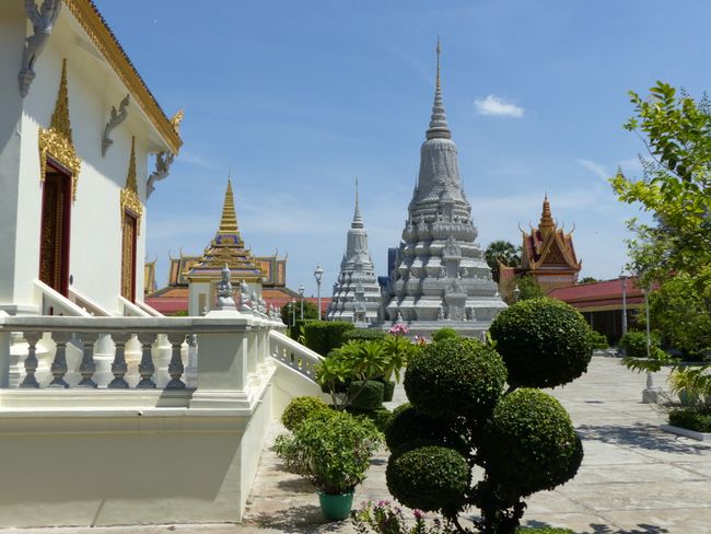 Phnom Penh ist die Reise wert