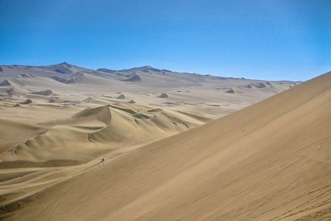 Huacachina - the sandy and unfortunately also dirty