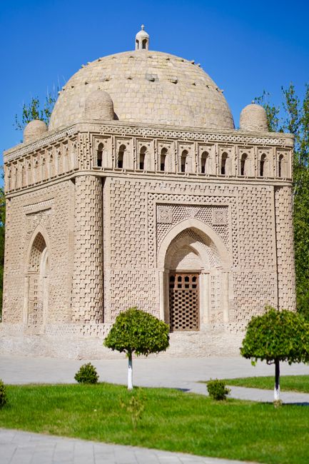Day 4 to 6: Bukhara - sandy delightful with a green touch