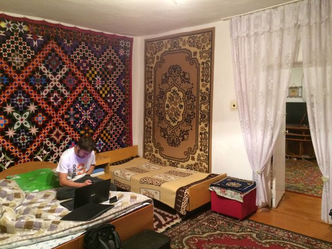 Kyrgyzstan: mlatho pakati pa kumwamba ndi gehena