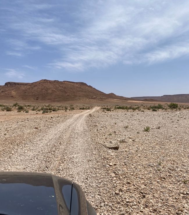 På vei til Erg Chebbi-ørkenen