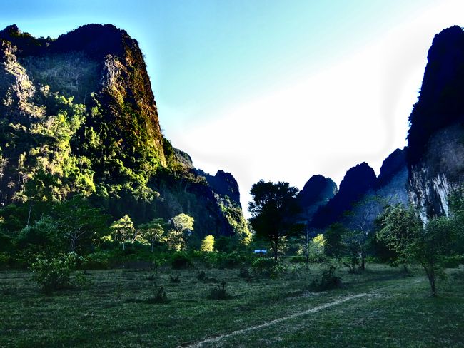 Climbing Laos thakhek