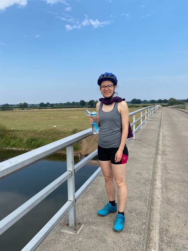 Janina auf der Brücke