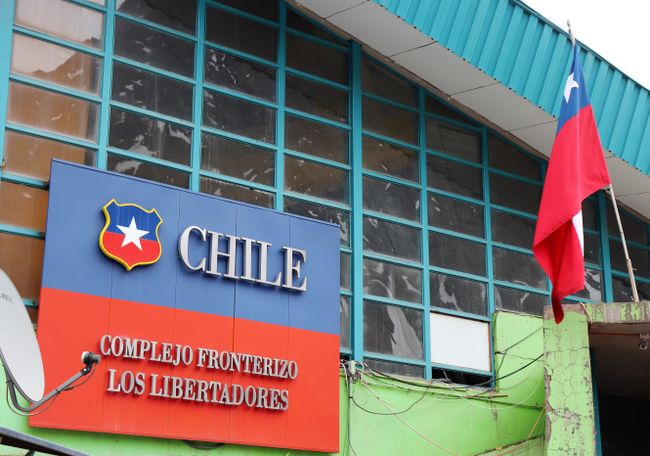 endlich Chile- hier wird der Pass heroisch nach Befreiern benannt