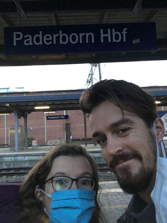 Nach fast 48 Stunden auf Straße und Schienen zurück im guten alten Paderborn.