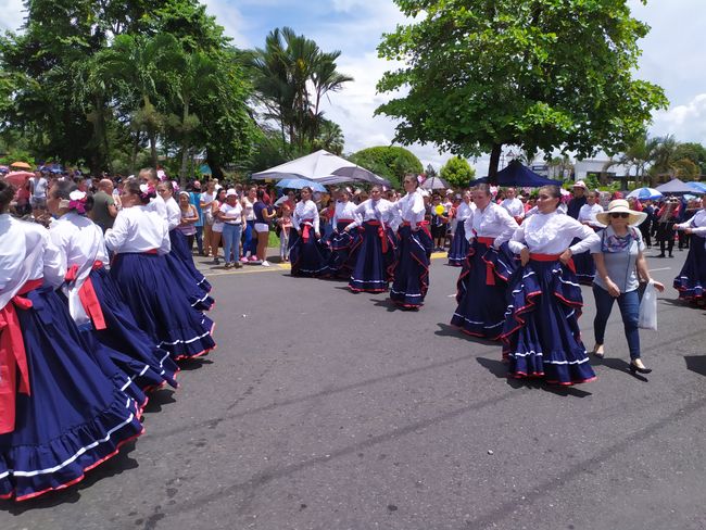 Moving on Independence Day in La Fortuna