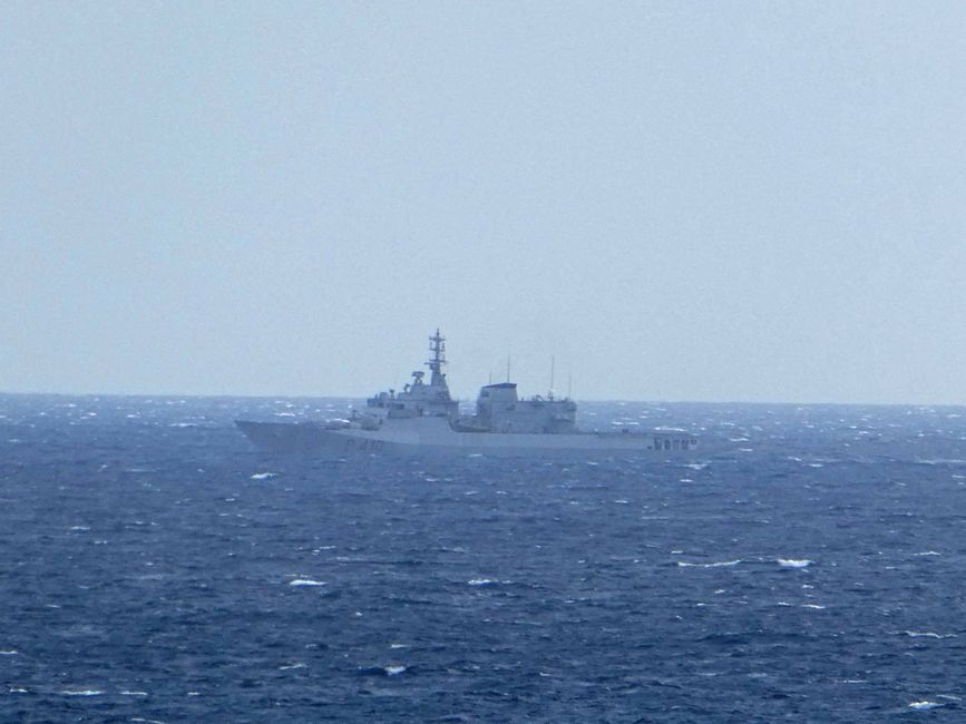 السفن الحربية على المعبر، بورسعيد – نابولي، 15 إبريل 2023