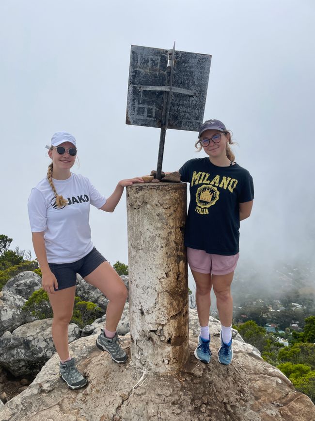 It took us 2 1/2 hours to go up and about 30 minutes to go down. Once we reached the summit, we had a 360-degree view of Hout Bay, Llandudno, the coast, and the ocean. (If it's not cloudy)