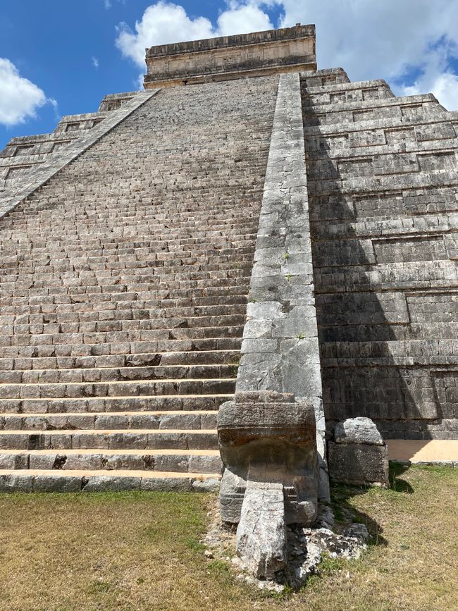 Chichén Itzá, Izamal and Mérida - Day 16